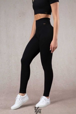 Black YoungLa W204 Confidence Leggings | 6184-FGWBU