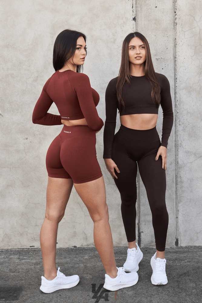 Bossy YoungLa W430 - Curve Seamless Long Sleeve | 1364-KRMIP