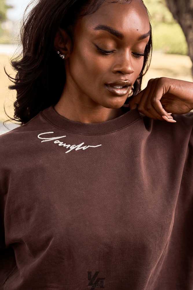 Brown YoungLa W432 - Emblem Long Sleeve Tee | 4920-LJIFA