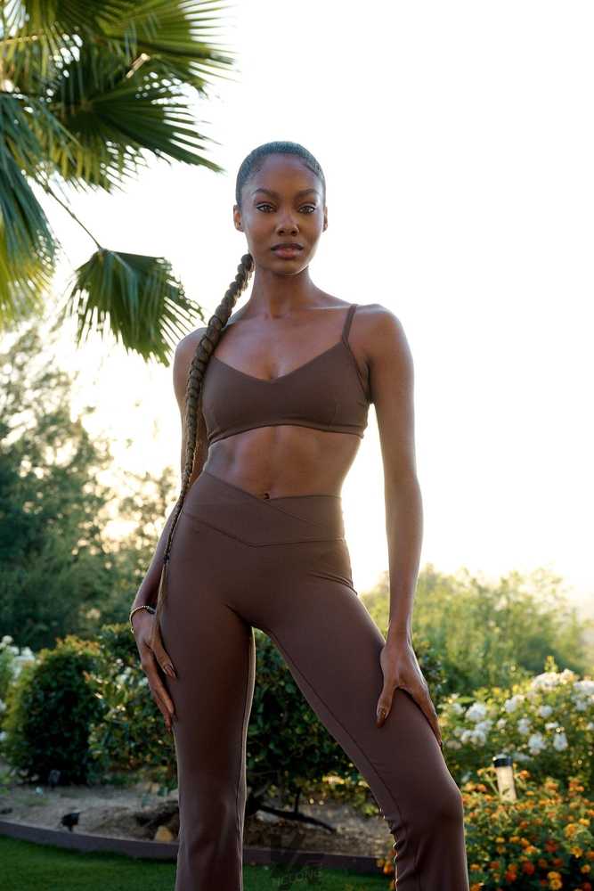 Milk Chocolate YoungLa W324 Vital Sports Bra | 4139-FRIAL