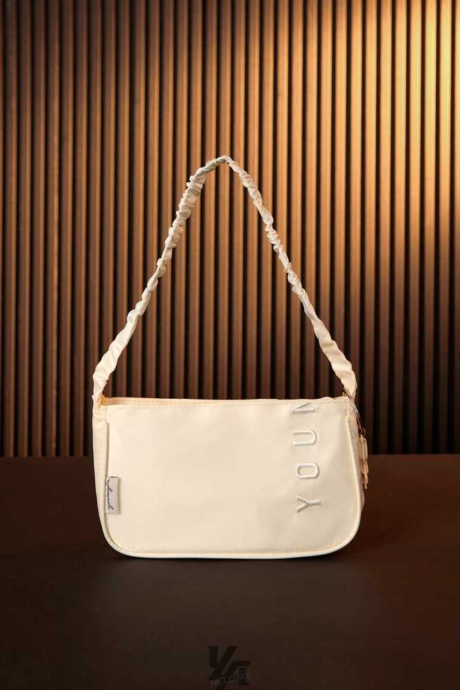 Salty YoungLa W607 - Curve shoulder bag | 1734-IUCFR