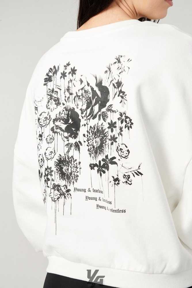 White YoungLa W513 - Willow Crewneck | 3867-TADZM